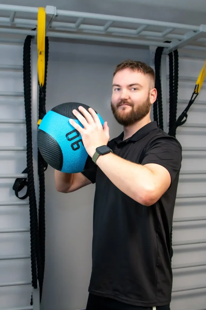 Robert Burr, Personal Trainer und Gesundheitscoach mit Fokus auf Krafttraining und BGF bei SOMT!X.